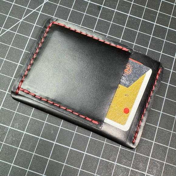 Ultra slim wallet minimalist leather card holder -black with red stitch - Picture 6 of 8